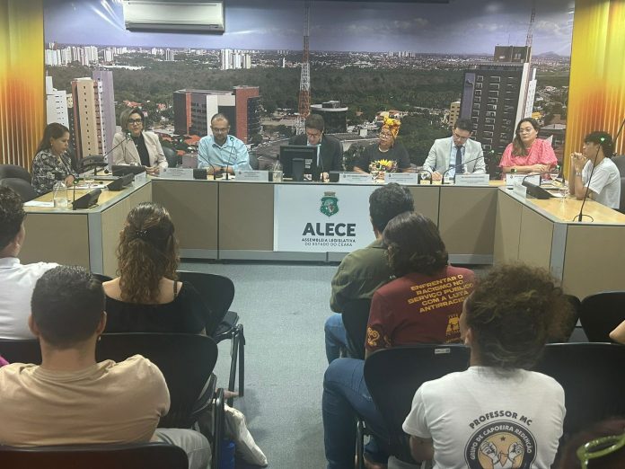 AUDIÊNCIA PÚBLICA ESCOLAS MILITARIZADAS