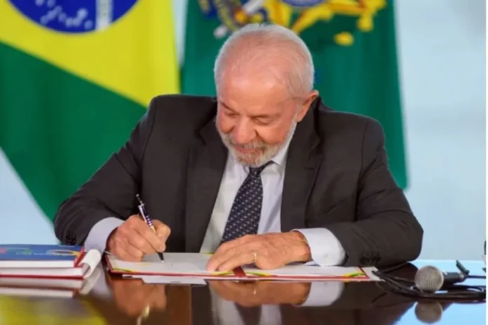 LULA SANCIONA LEI DO DESCONGELA